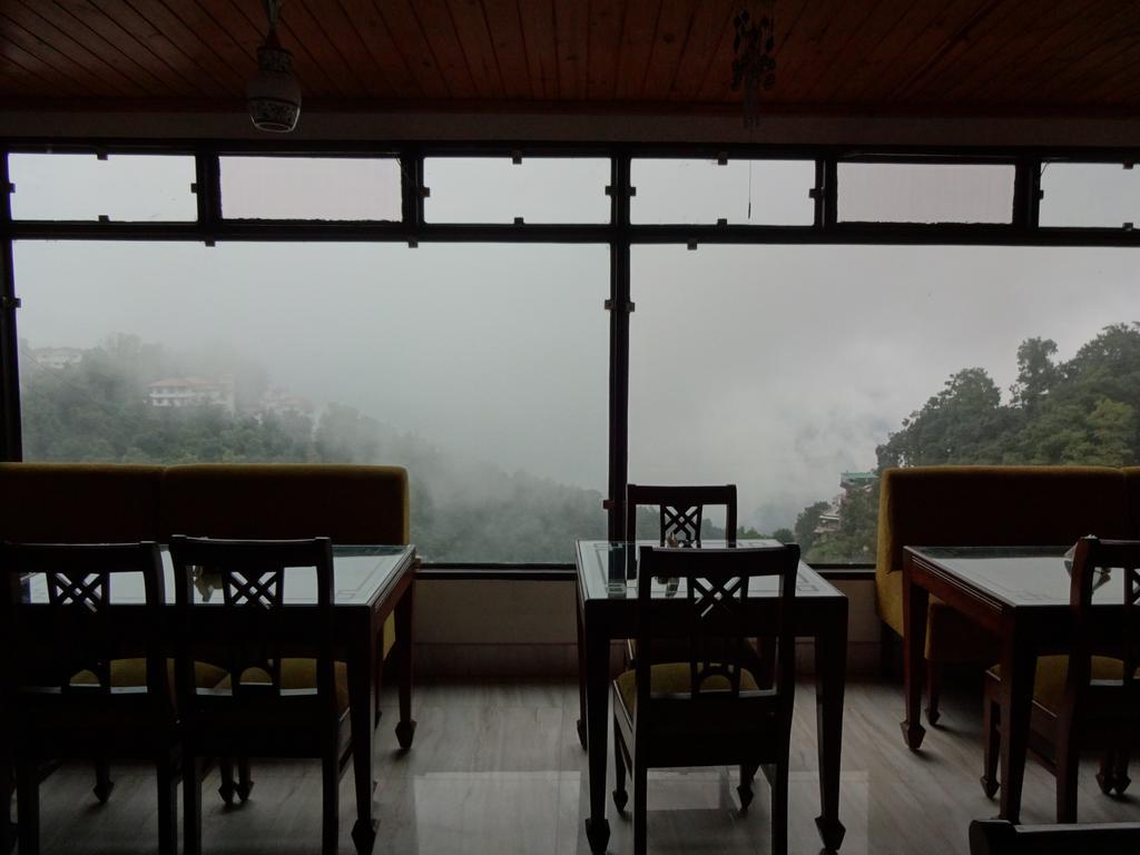 Hotel Ratan Dehradun Exterior foto